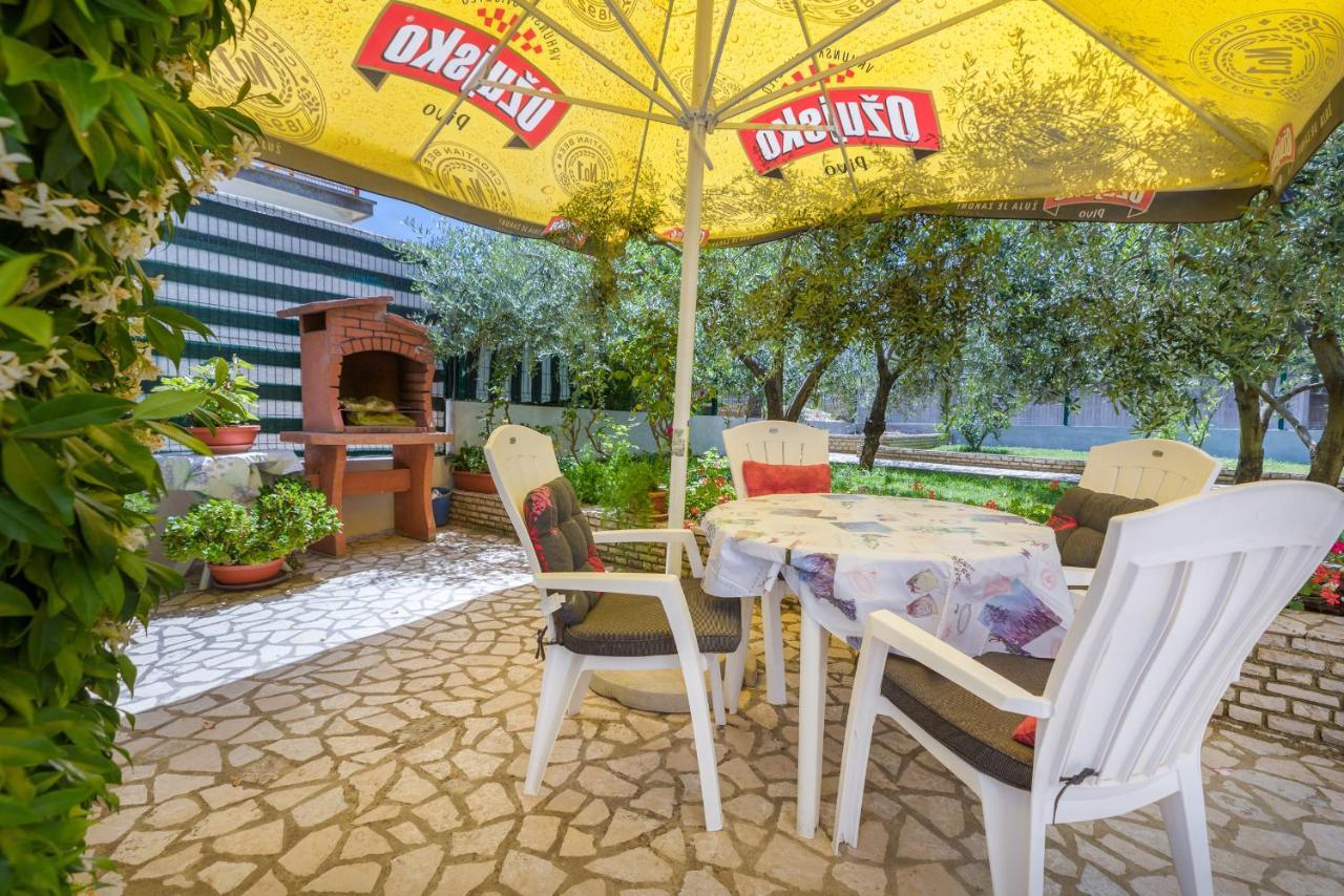 Apartments Hortensia Пула Екстер'єр фото