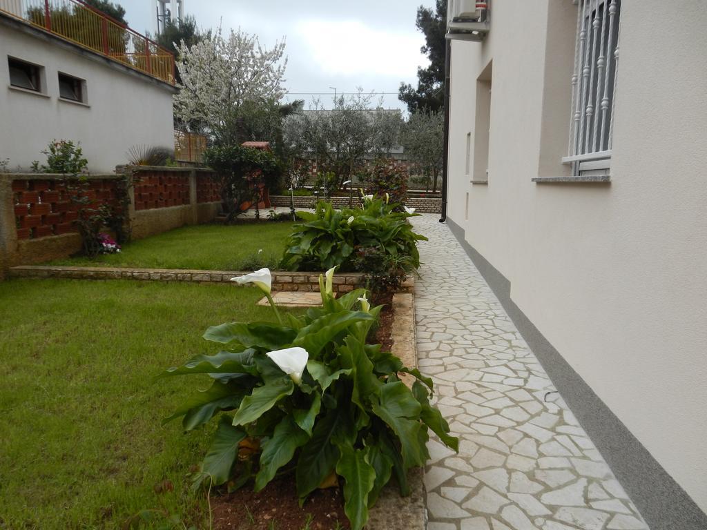 Apartments Hortensia Пула Екстер'єр фото